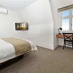 The National Hotel
