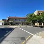 Fine Apt 3Mins From Arts Centre And Indian Ocean Beach