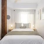 West End Courtyard Retreat