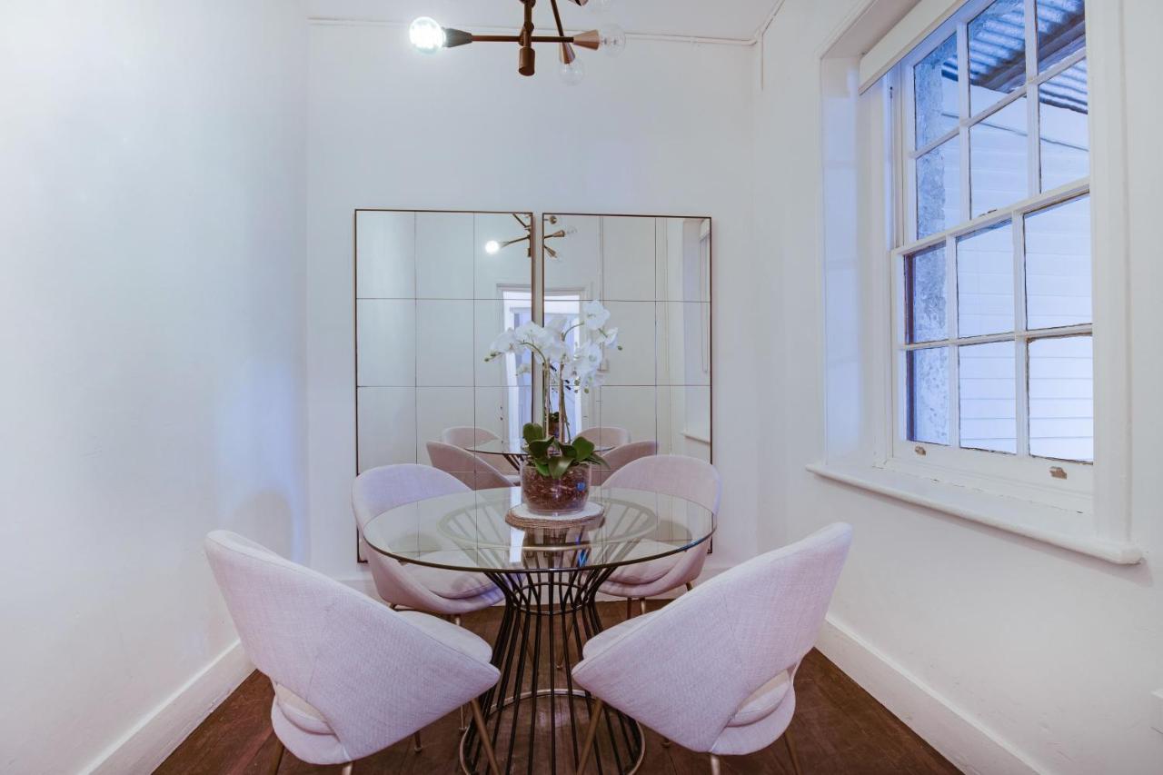 Luxury 1850s With Free Parking Fremantle