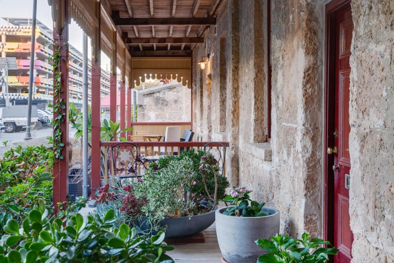 Luxury 1850s With Free Parking Apartment Fremantle