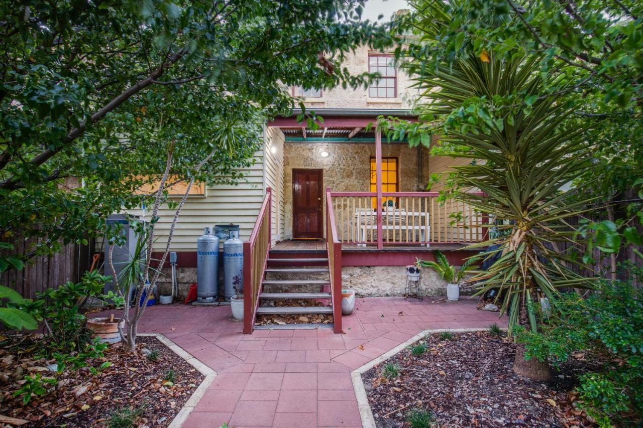 Apartment Luxury 1850s With Free Parking