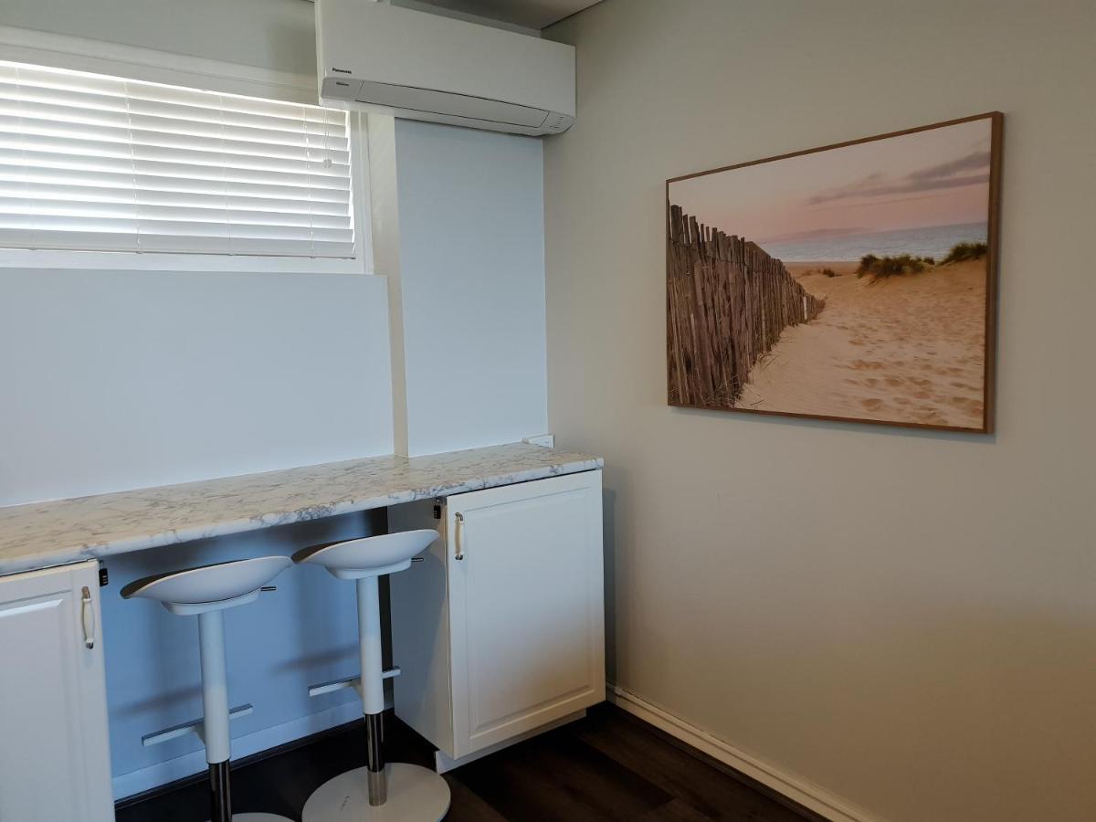 Studio 412 - Ocean And Sunset Views On A Budget Apartment Fremantle