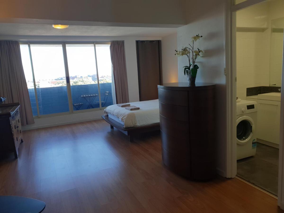 204 With Harbour, Ocean And Sunset Views From The Balcony *