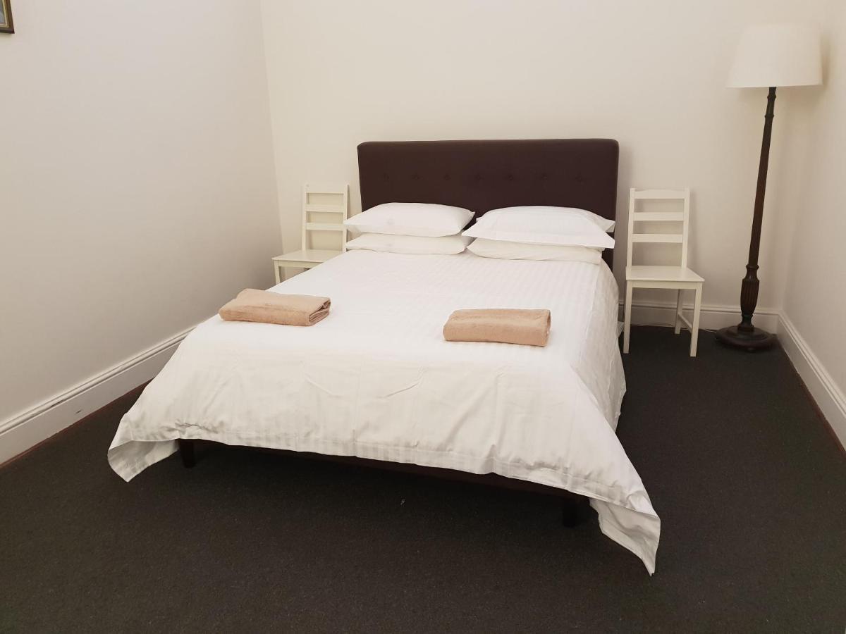 1904 - Central Historic 1 Bedroom *