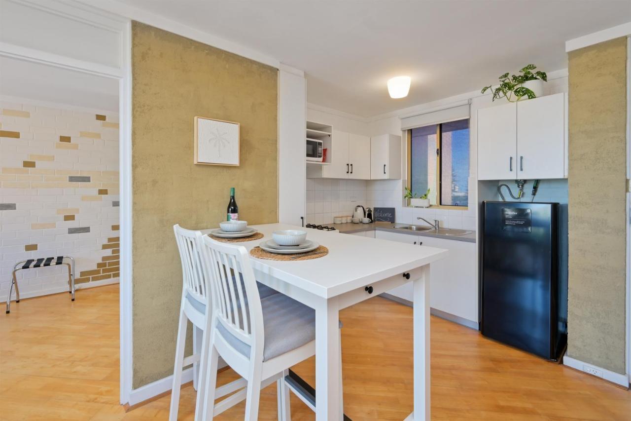 Freo Skyhigh With Views To Rottnest Apartment