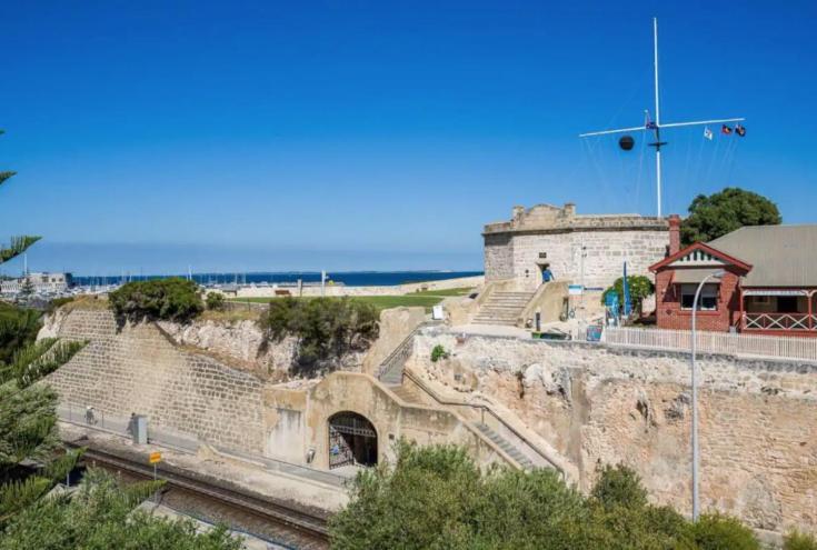 Bathers Loft Rooftop Views Apartment Fremantle