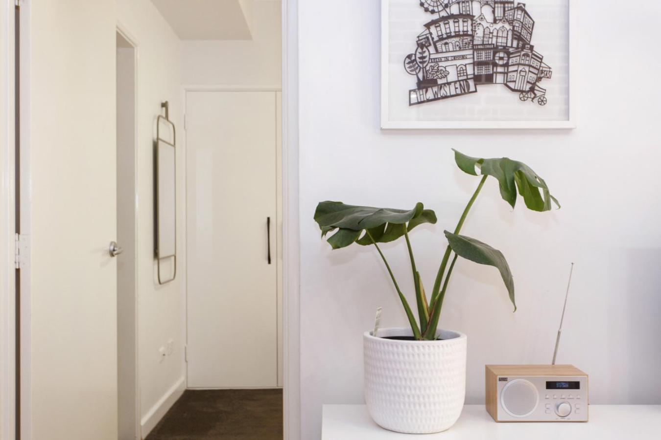 West End Courtyard Retreat Apartment