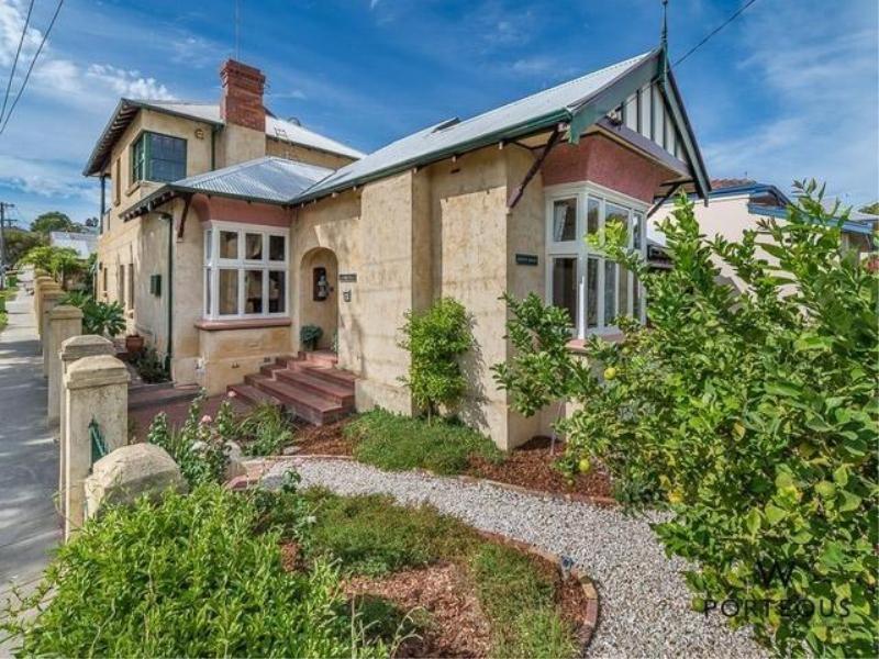 Danum House Holiday home *