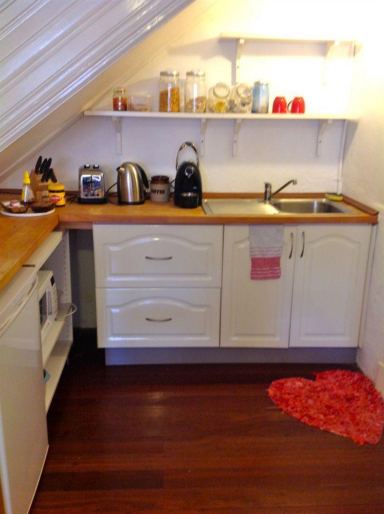 Fremantle Bed & Breakfast Bed & Breakfast