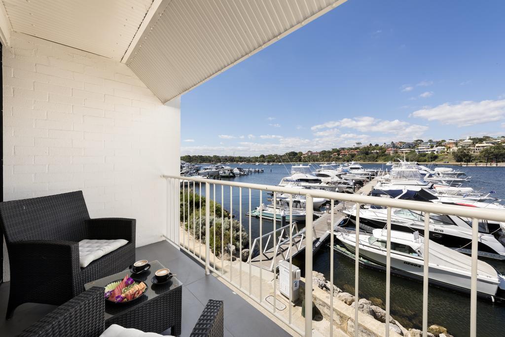 Pier 21 Riverside Aparthotel