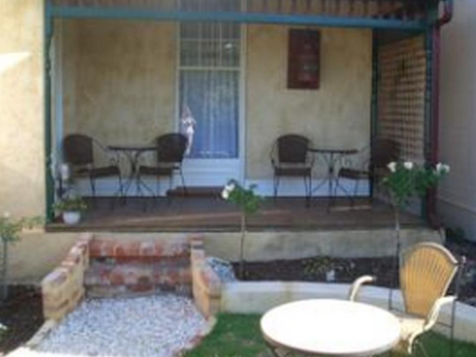 Danum House * Fremantle