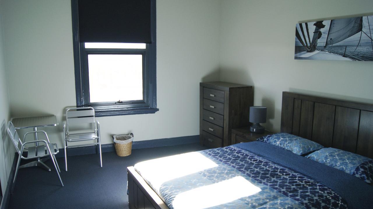 Hotel Australia