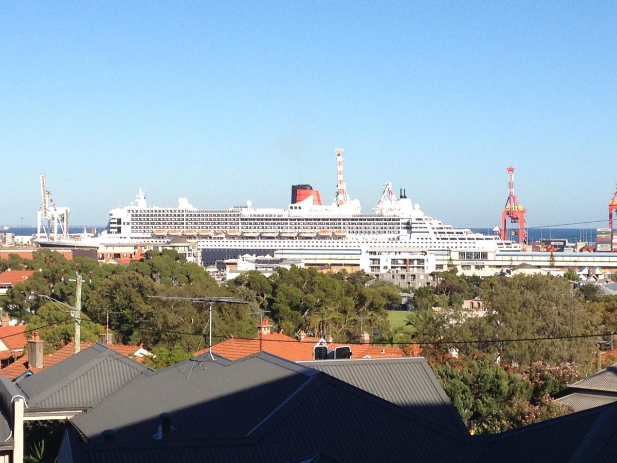 Studio 412 - Ocean And Sunset Views On A Budget Fremantle