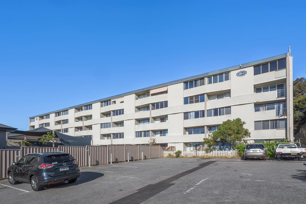 204 With Harbour, Ocean And Sunset Views From The Balcony *