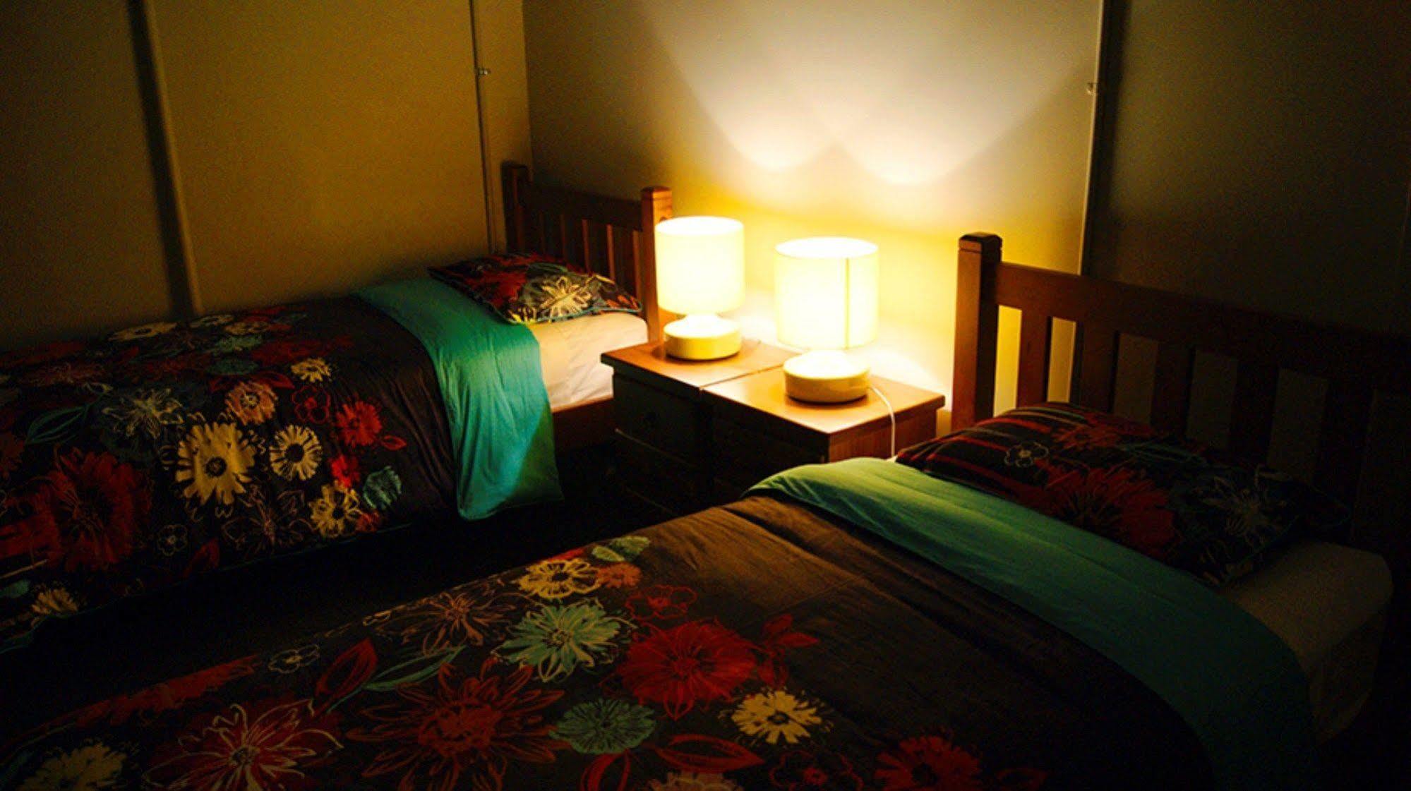 Australia Hotel