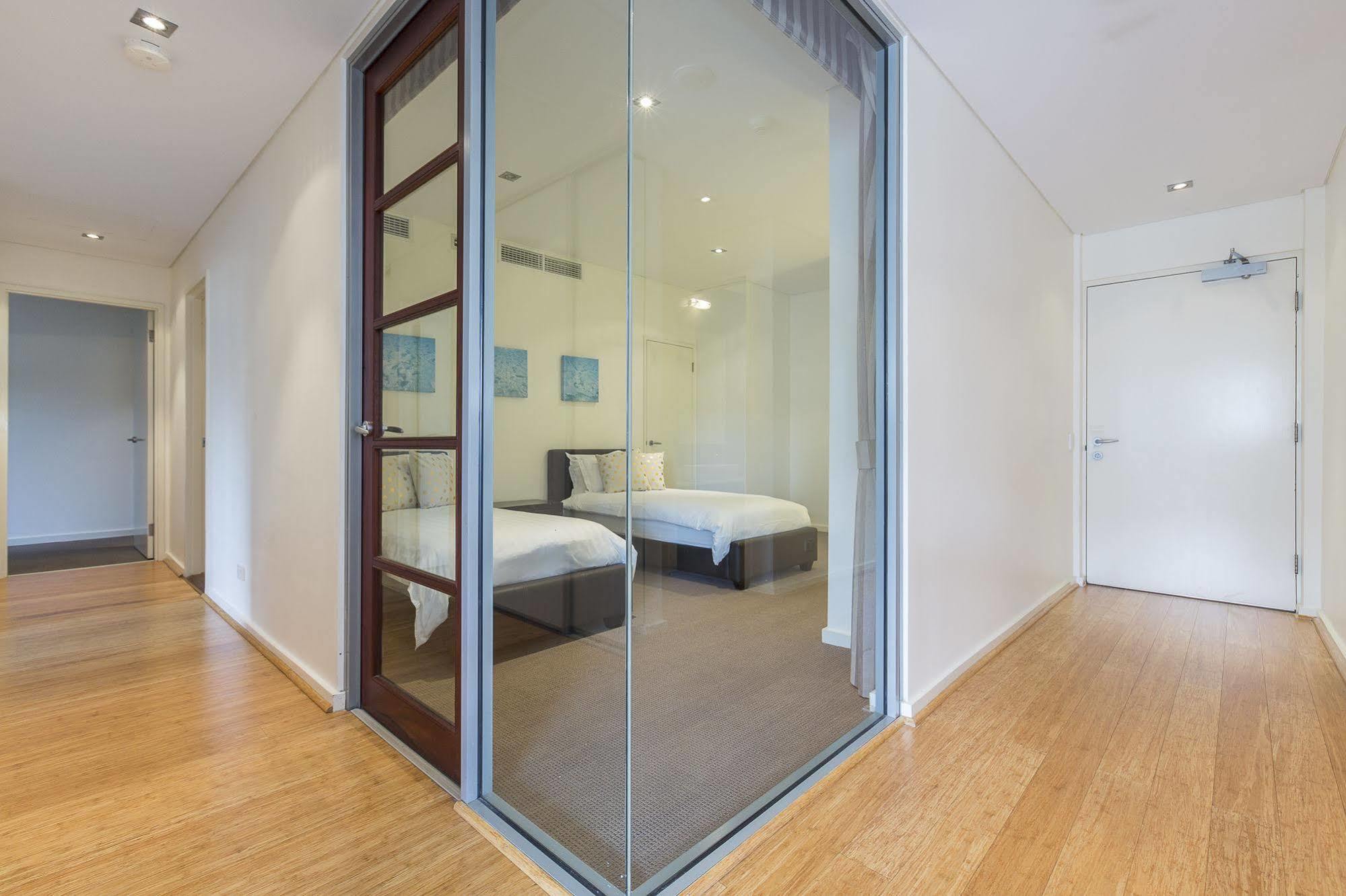 Gallery Suites 4*