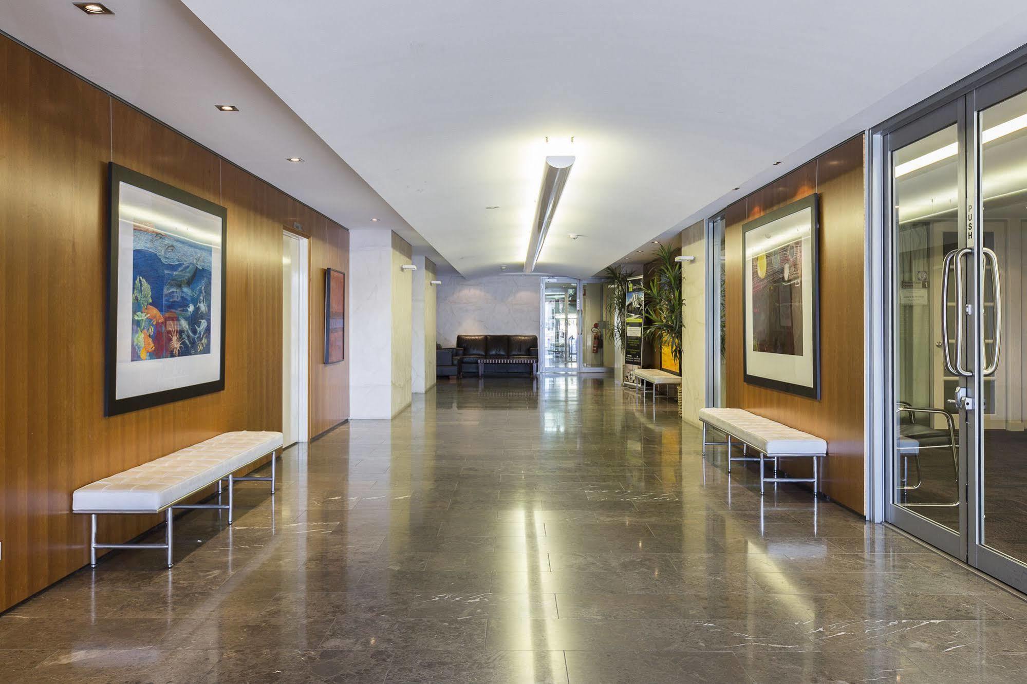 Aparthotel Gallery Suites