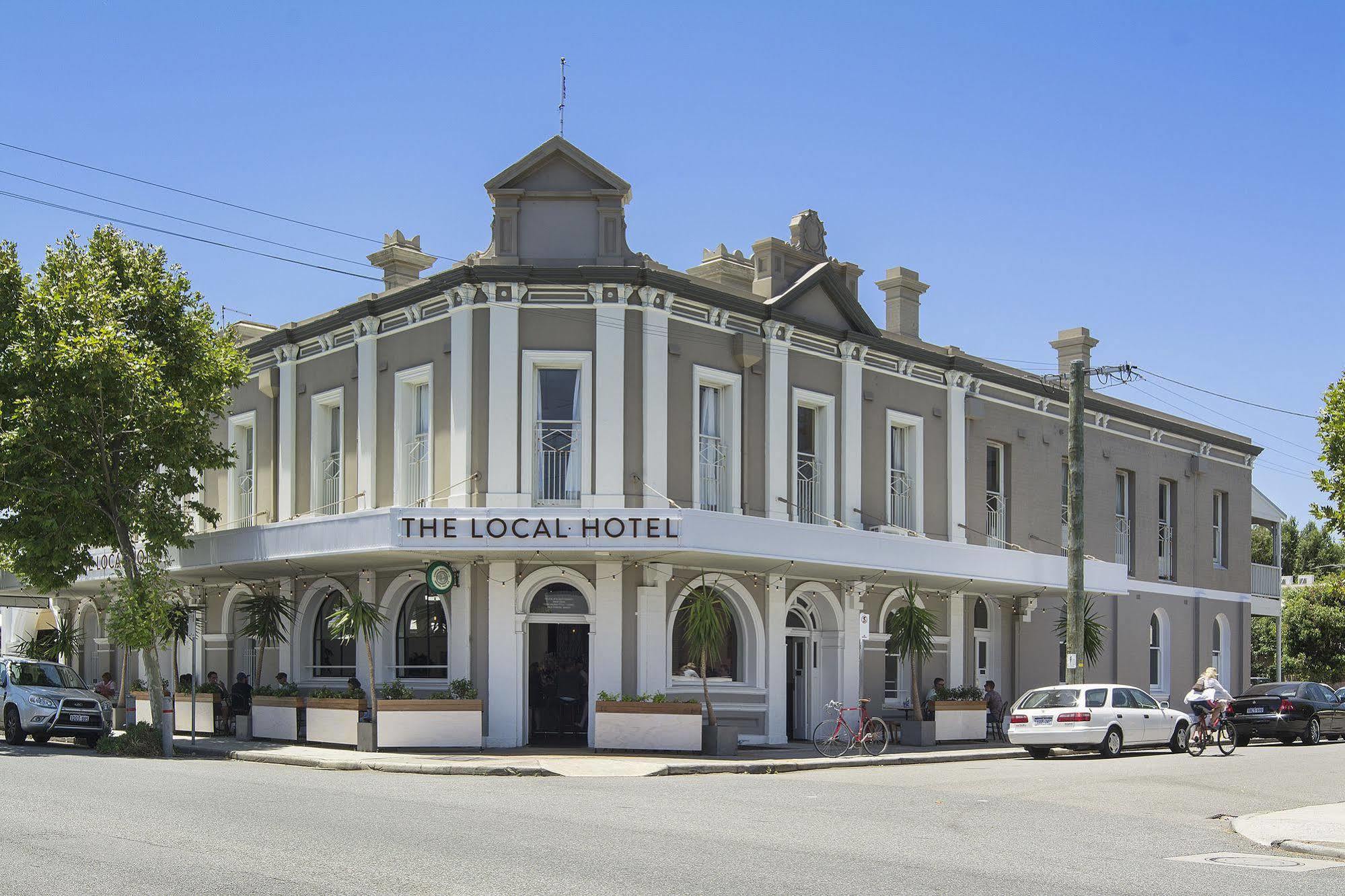 Hotel The Local 2*
