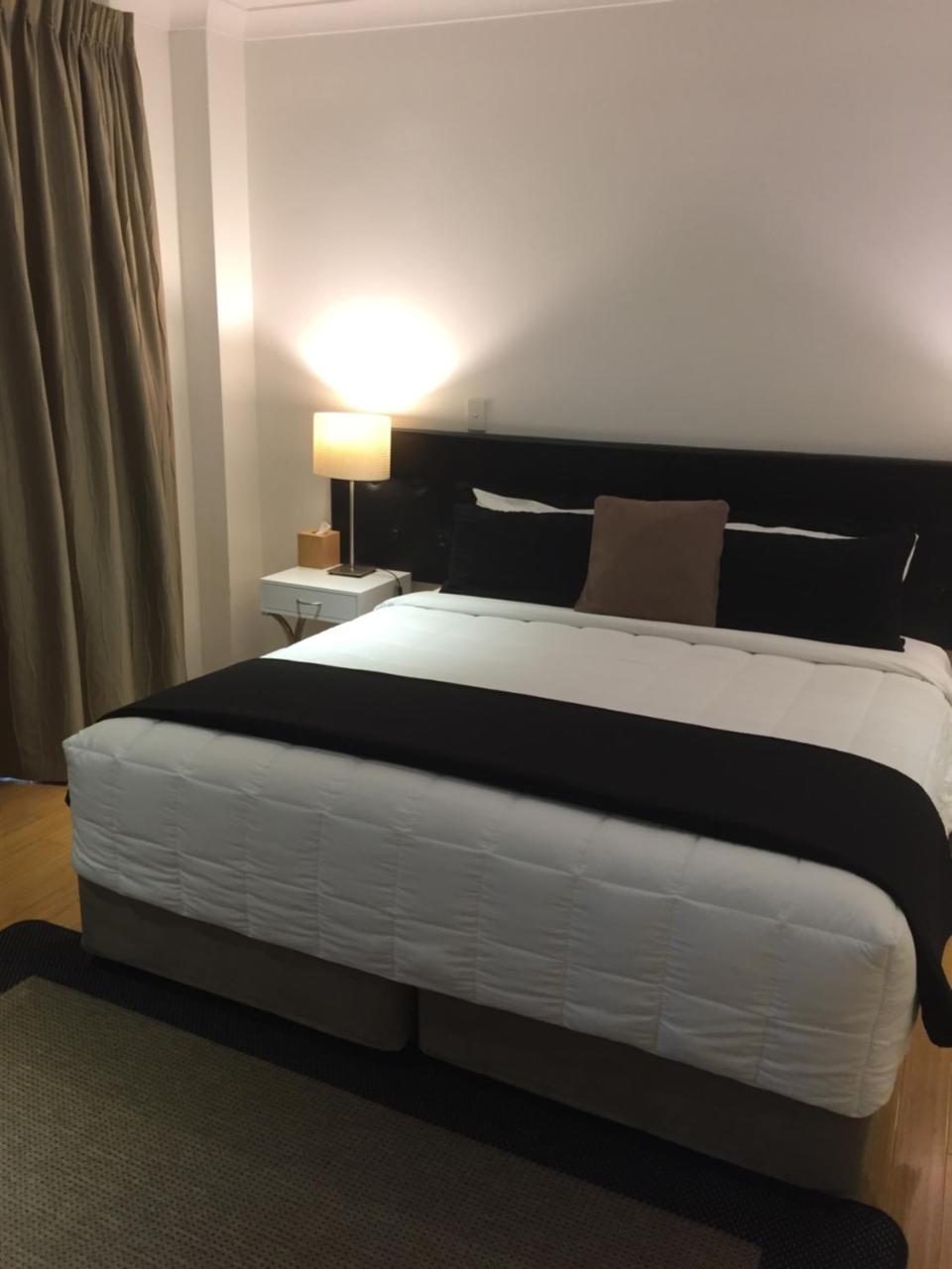 Hotel Platinum Suites 4*