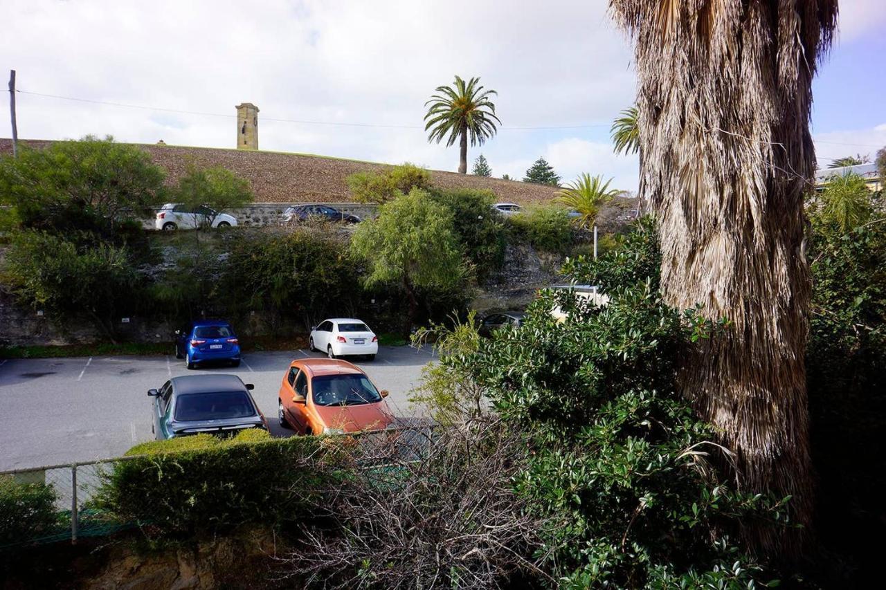 Studio 412 - Ocean And Sunset Views On A Budget * Fremantle