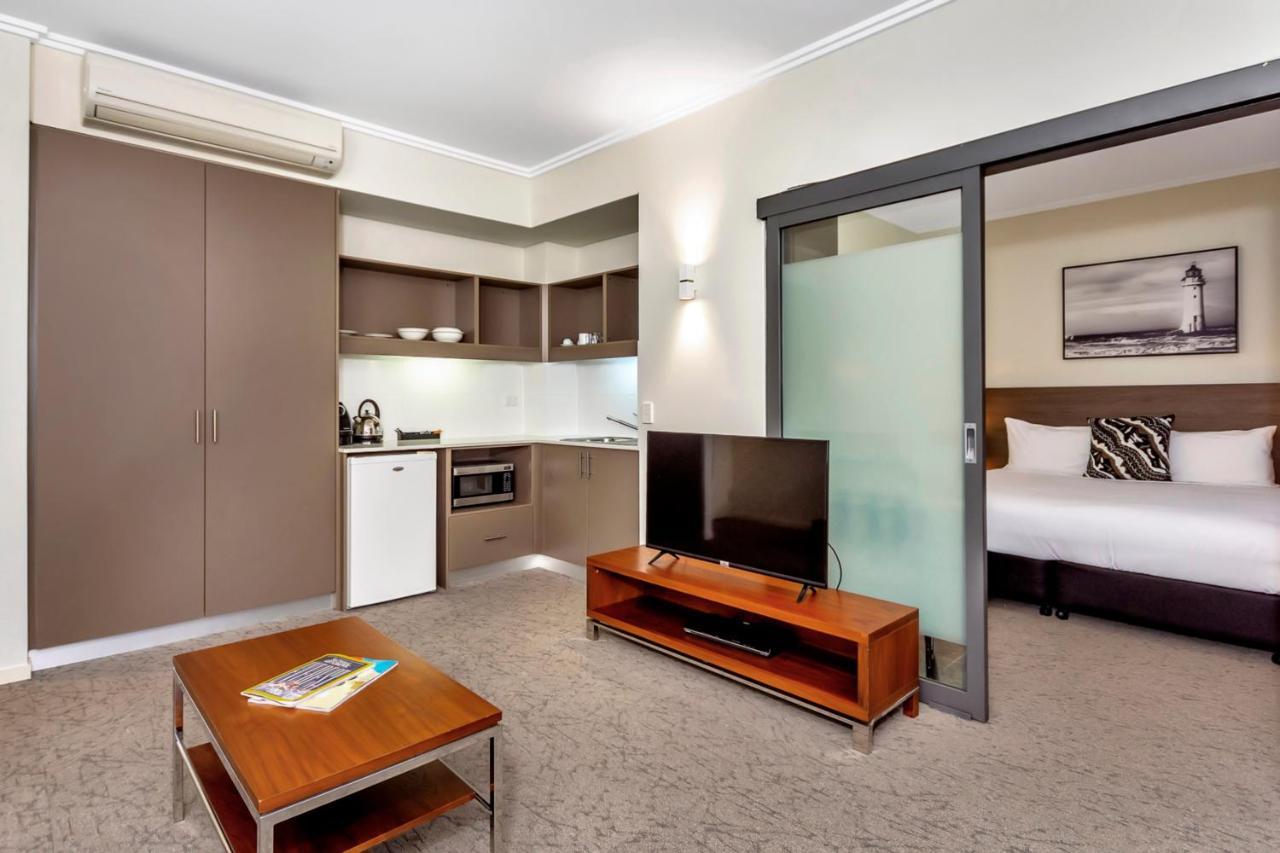 New Haus By Hougoumont Hotel, Former Bannister 22 Hotel