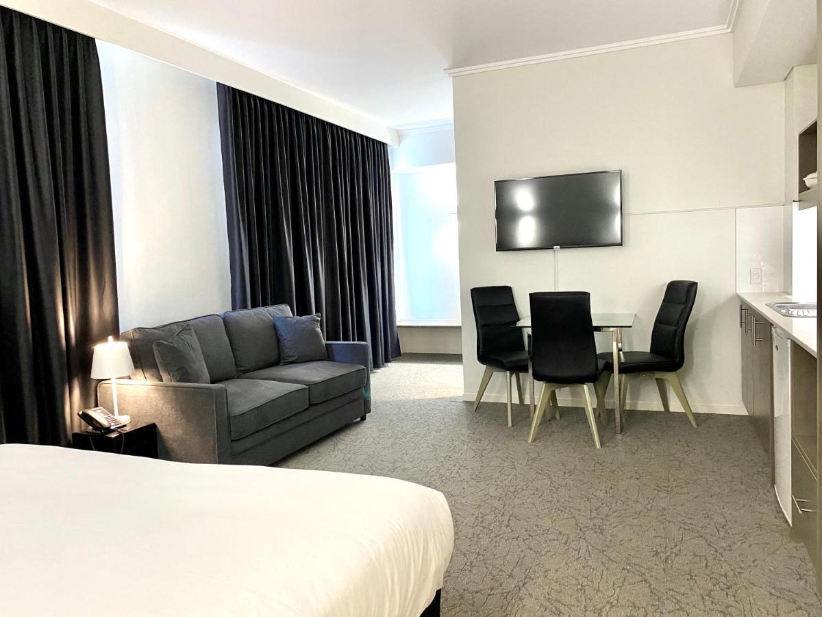 New Haus By Hougoumont Hotel, Former Bannister 22 Hotel