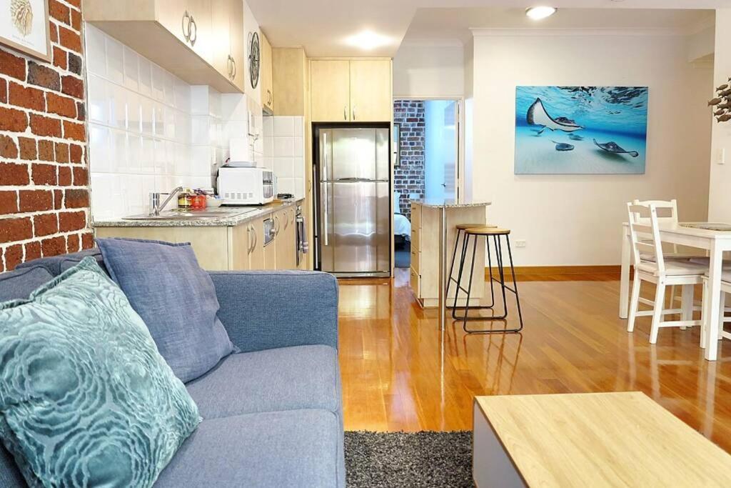 Underwater Oasis Freo - 2brm With Courtyard & 1 Car Bay * Fremantle