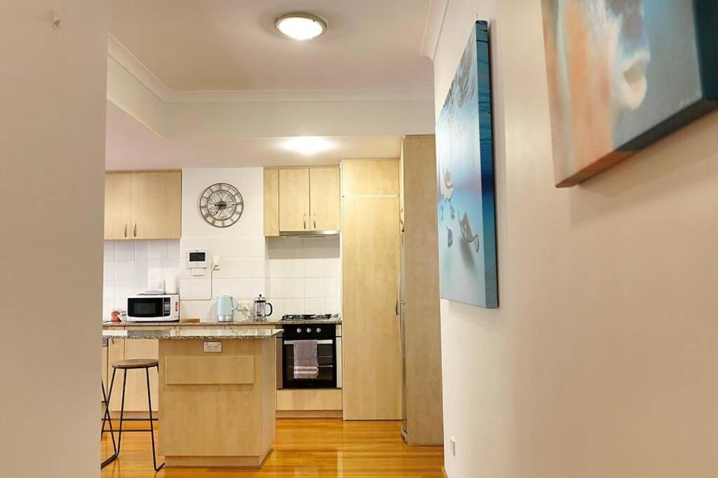 Apartment Underwater Oasis Freo - 2brm With Courtyard & 1 Car Bay Fremantle