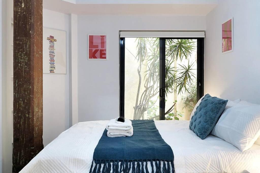 Underwater Oasis Freo - 2brm With Courtyard & 1 Car Bay *