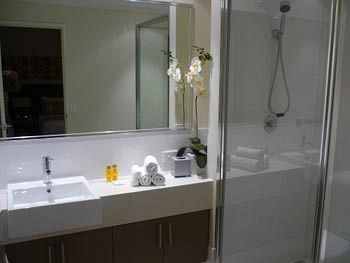 New Haus By Hougoumont Hotel, Former Bannister 22