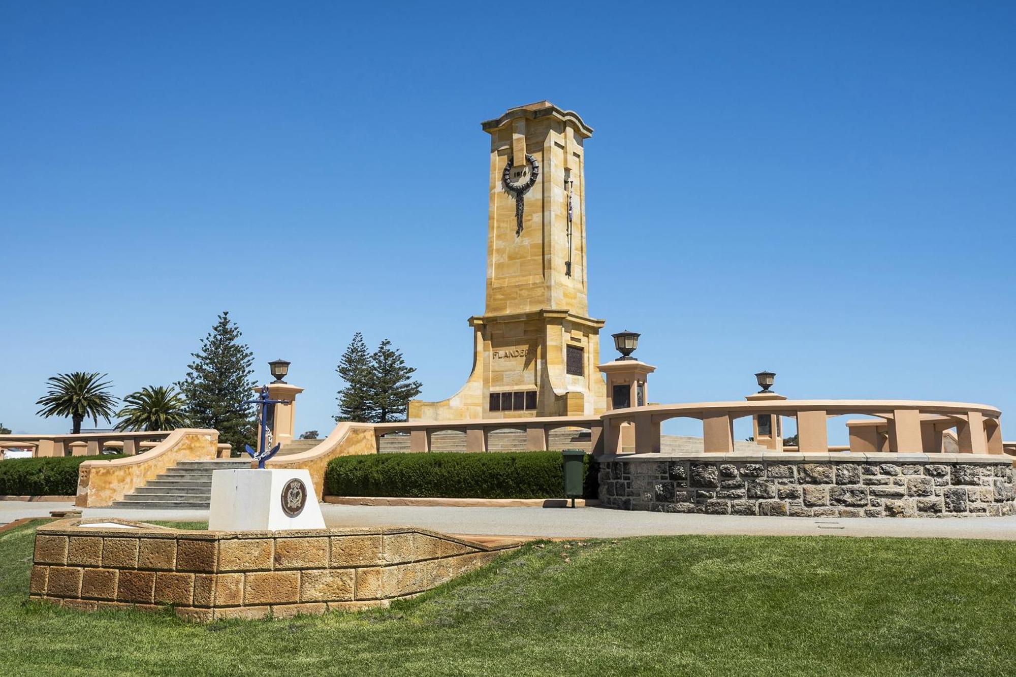 The Leonardo Has 180 Degree Ocean Views * Fremantle