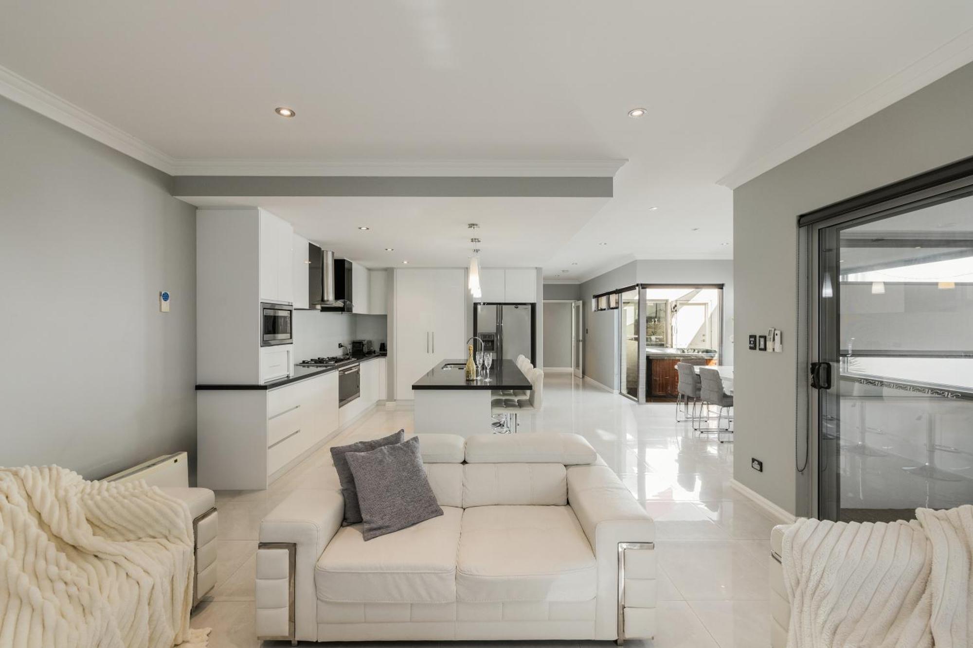 Ultra Stylish Area