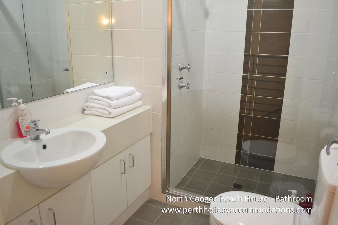 North Coogee House Guest house