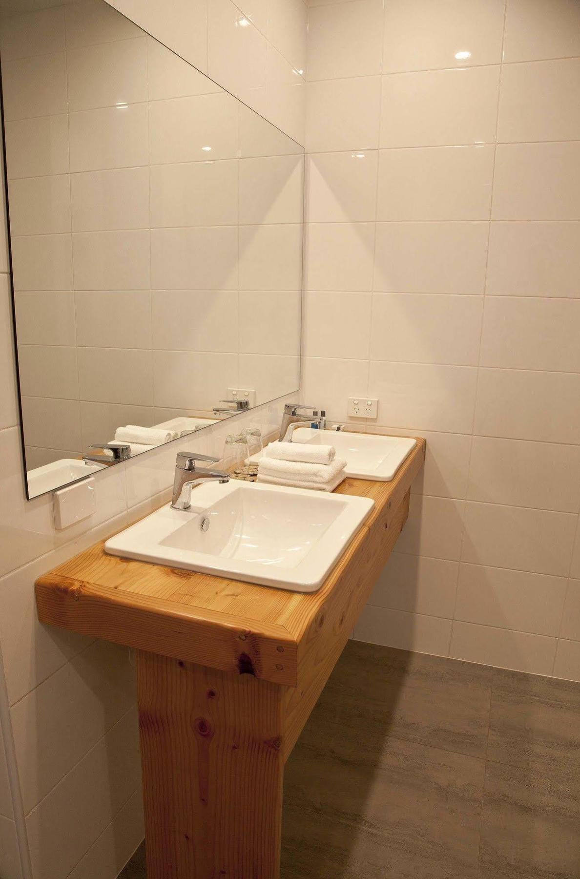 Boutique - Maand Up Hotel